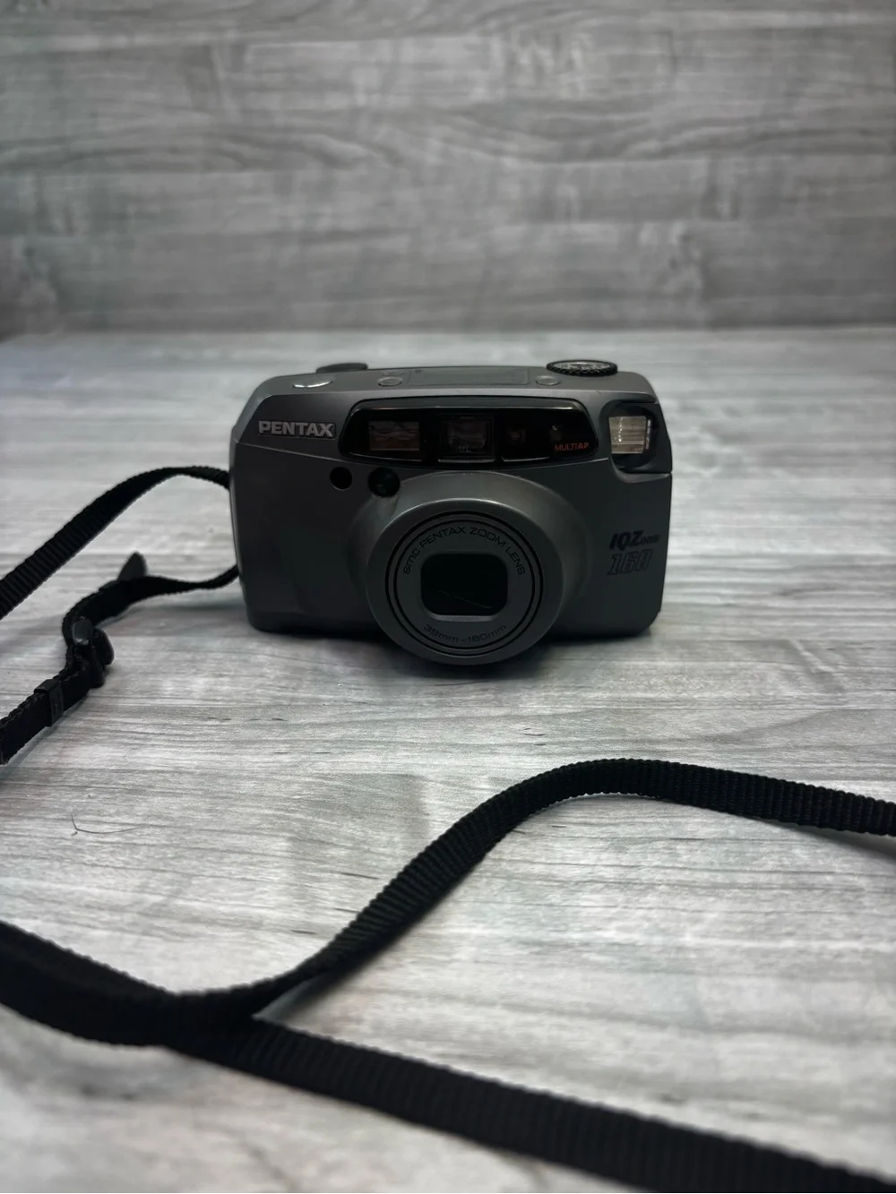 Pentax Black 35mm Point-and-Shoot Zoom Camera vintage Works Great!